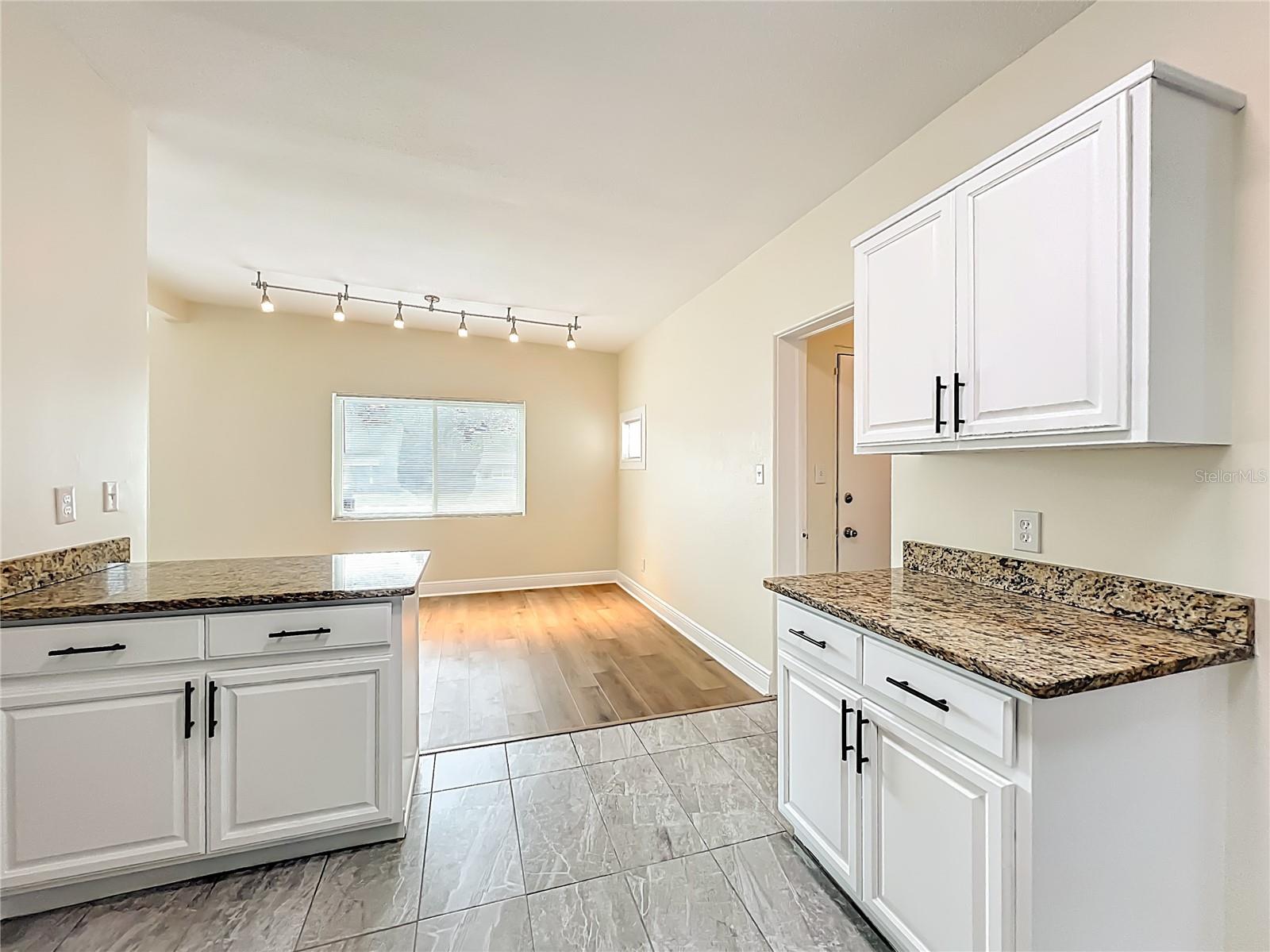 AGNES HEIGHTS FIRST ADD - Residential