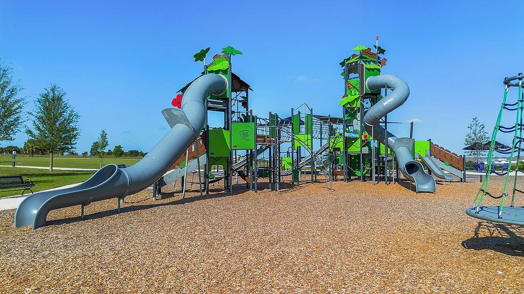 PARKSIDE AT ESTATES - Residential