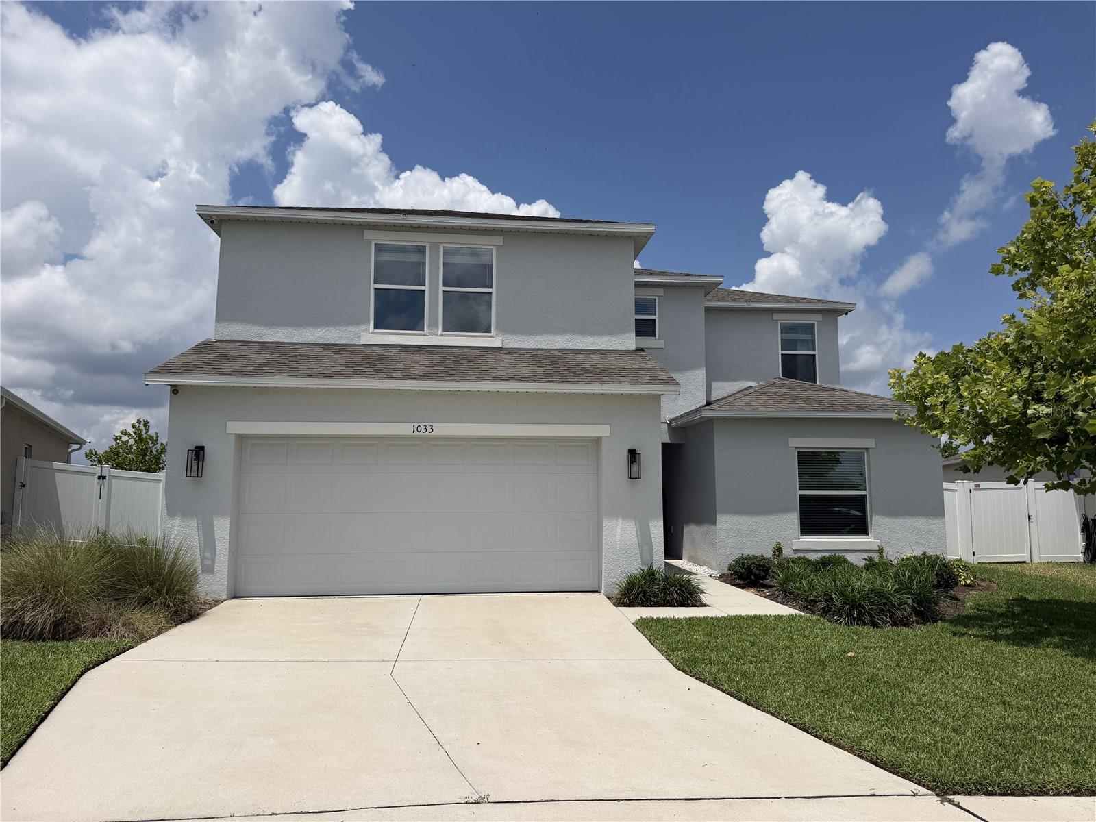 1033 CALICO POINTE CIRCLE