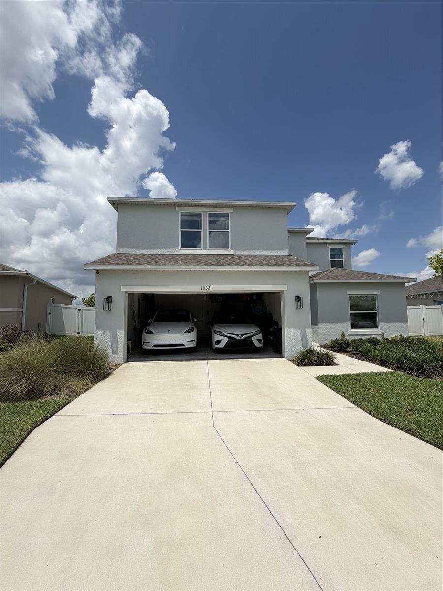 1033 CALICO POINTE CIRCLE