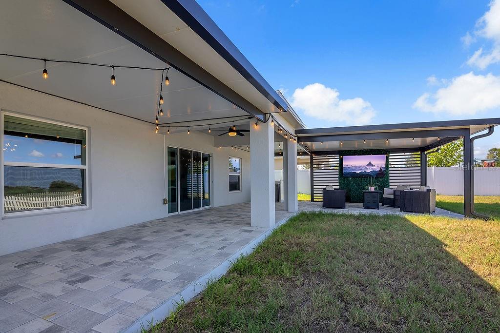 PARKSIDE AT ESTATES - Residential
