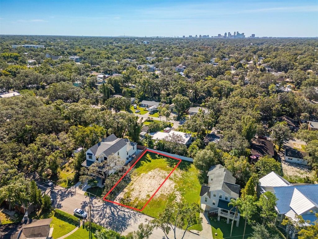 Photo of 312 North Street W, Tampa, FL 33604 (MLS # TB8441718)