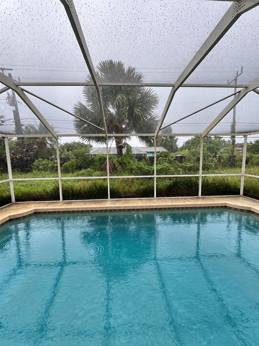 3159 PINETREE STREET, PORT CHARLOTTE, FL, 33952 3 3159 PINETREE STREET
