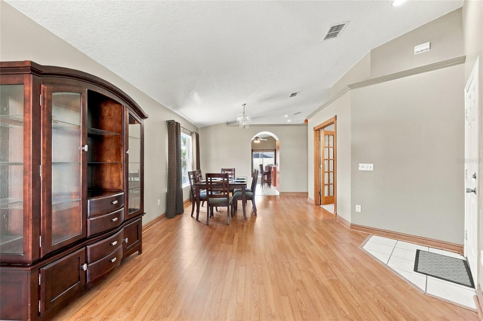 1118 MAIDENMOOR ROAD