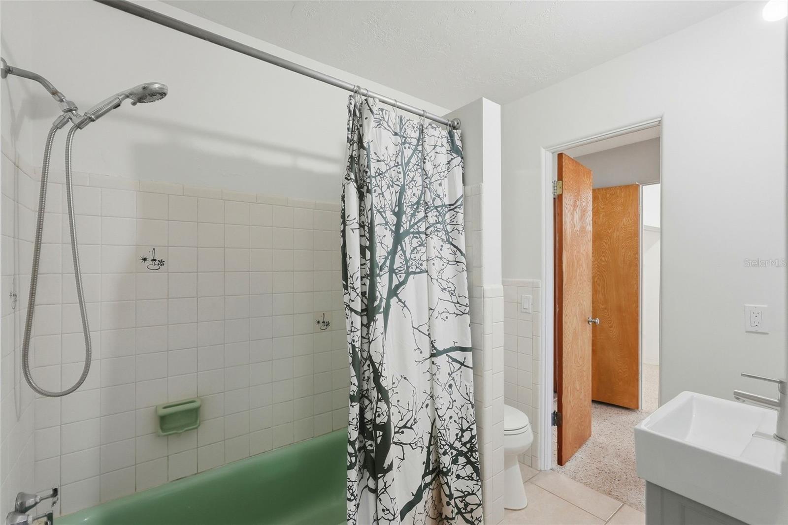 BAY RIDGE TERRACE - Residential