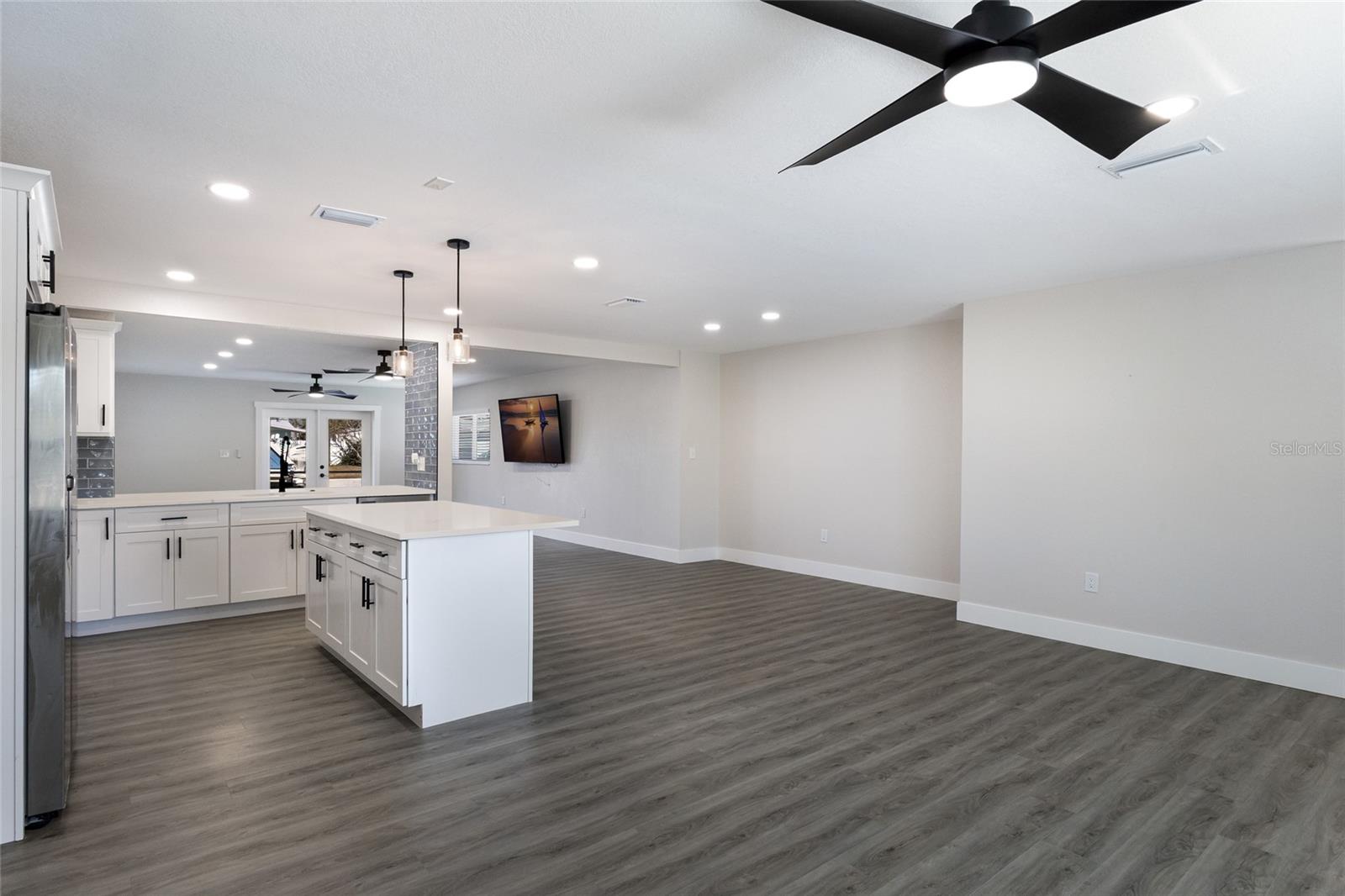 FLAMINGO CAY SECOND UNIT - Residential