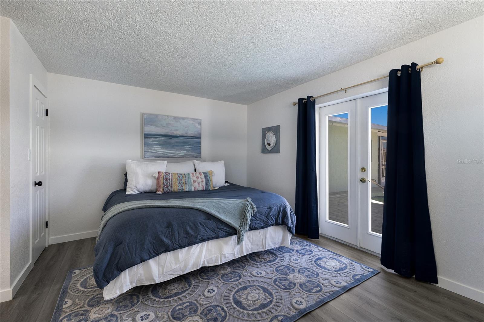 FLAMINGO CAY SECOND UNIT - Residential