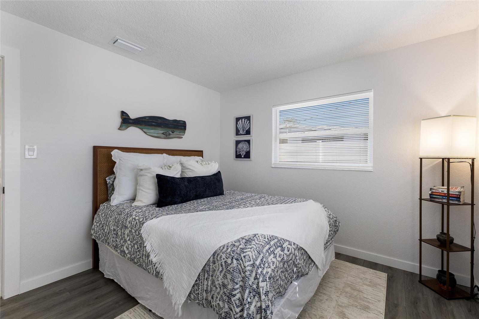 FLAMINGO CAY SECOND UNIT - Residential