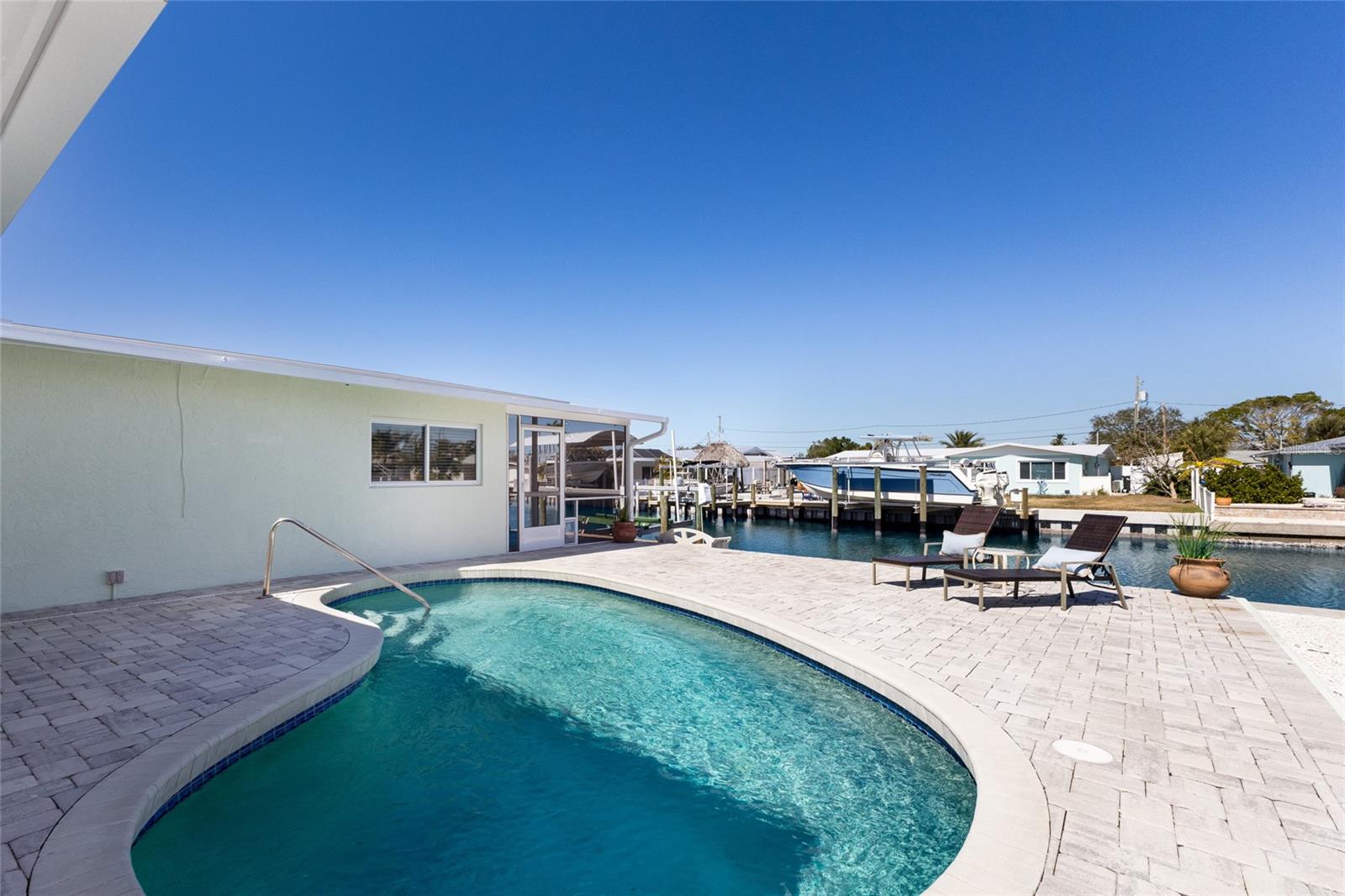 FLAMINGO CAY SECOND UNIT - Residential