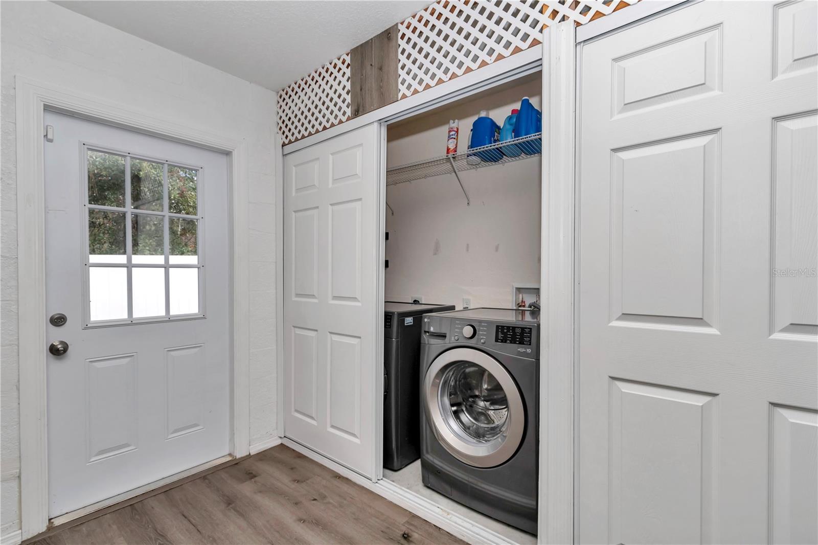 SILVER SPGS SHORES UN #7 - Residential