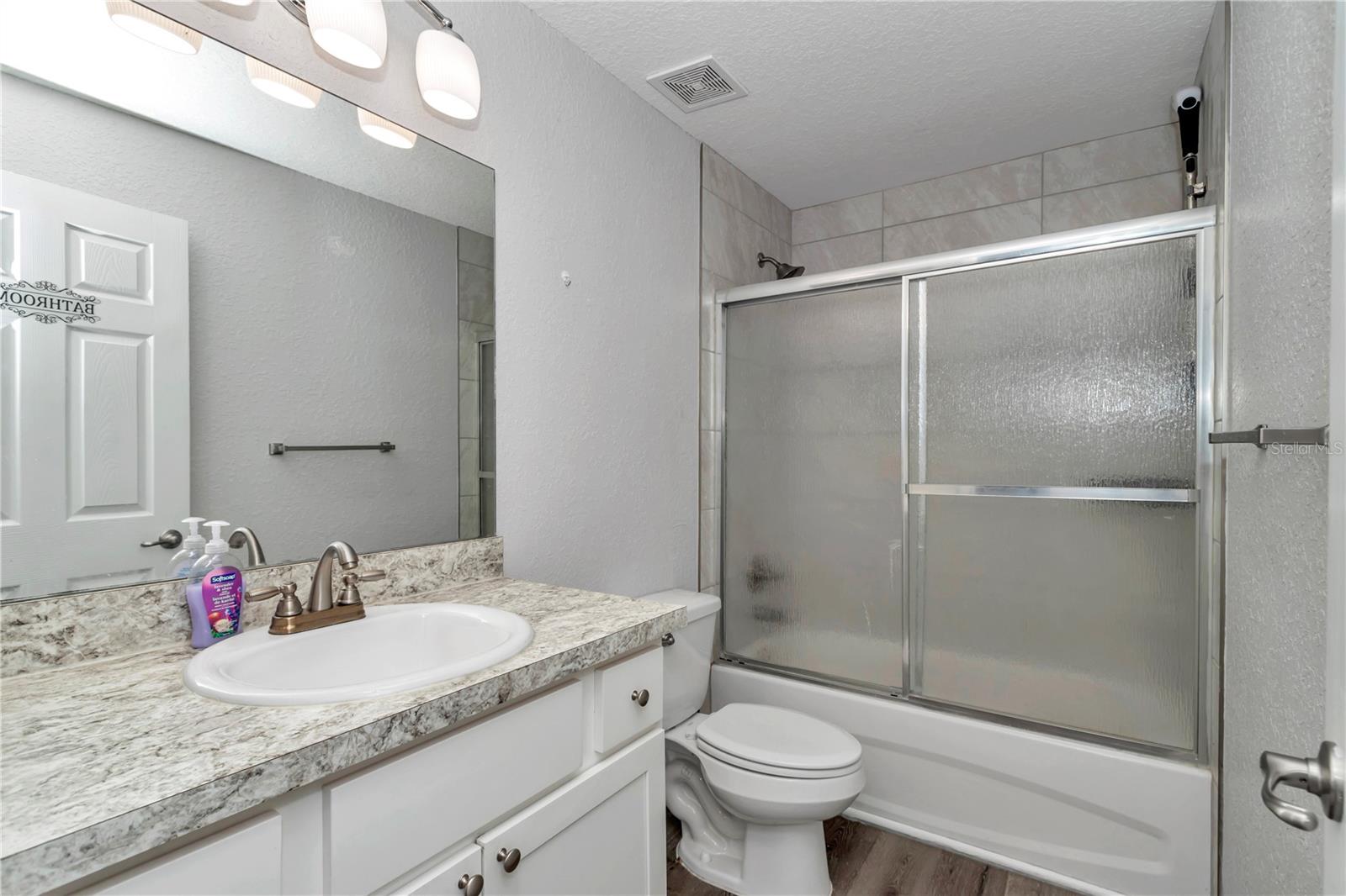 SILVER SPGS SHORES UN #7 - Residential