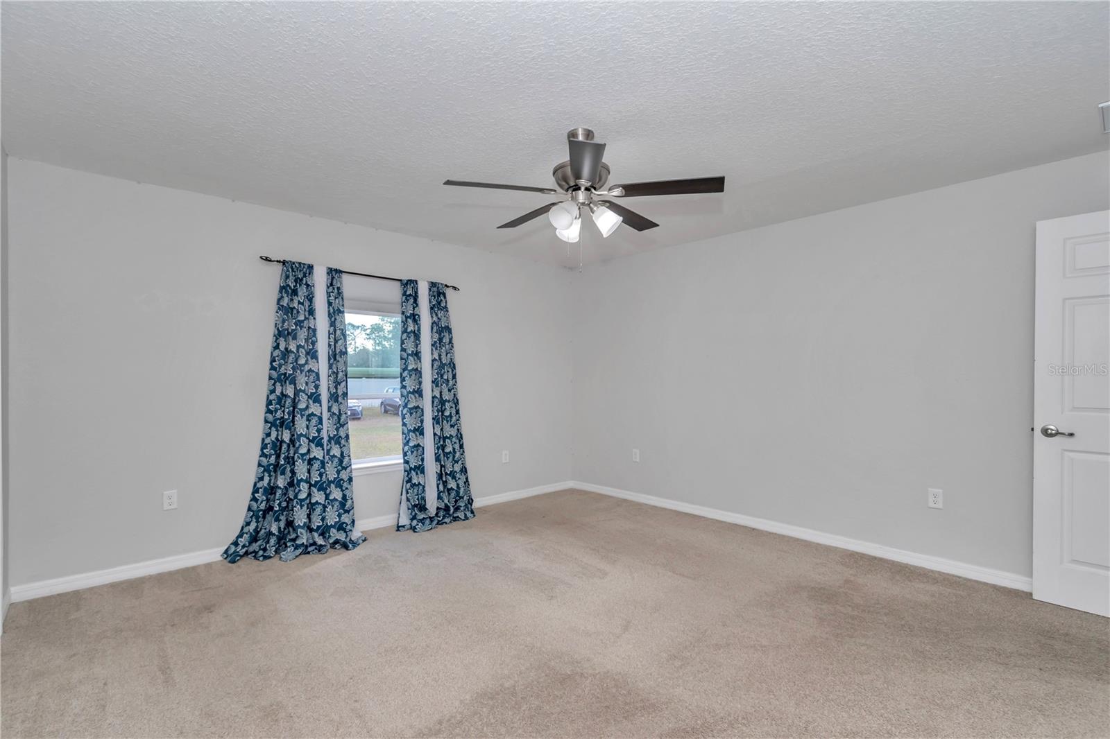 SILVER SPGS SHORES UN #7 - Residential