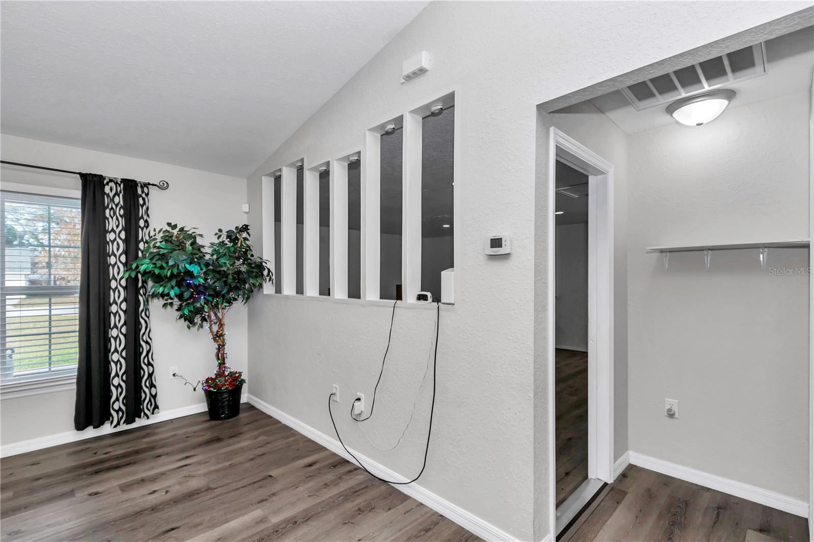 SILVER SPGS SHORES UN #7 - Residential