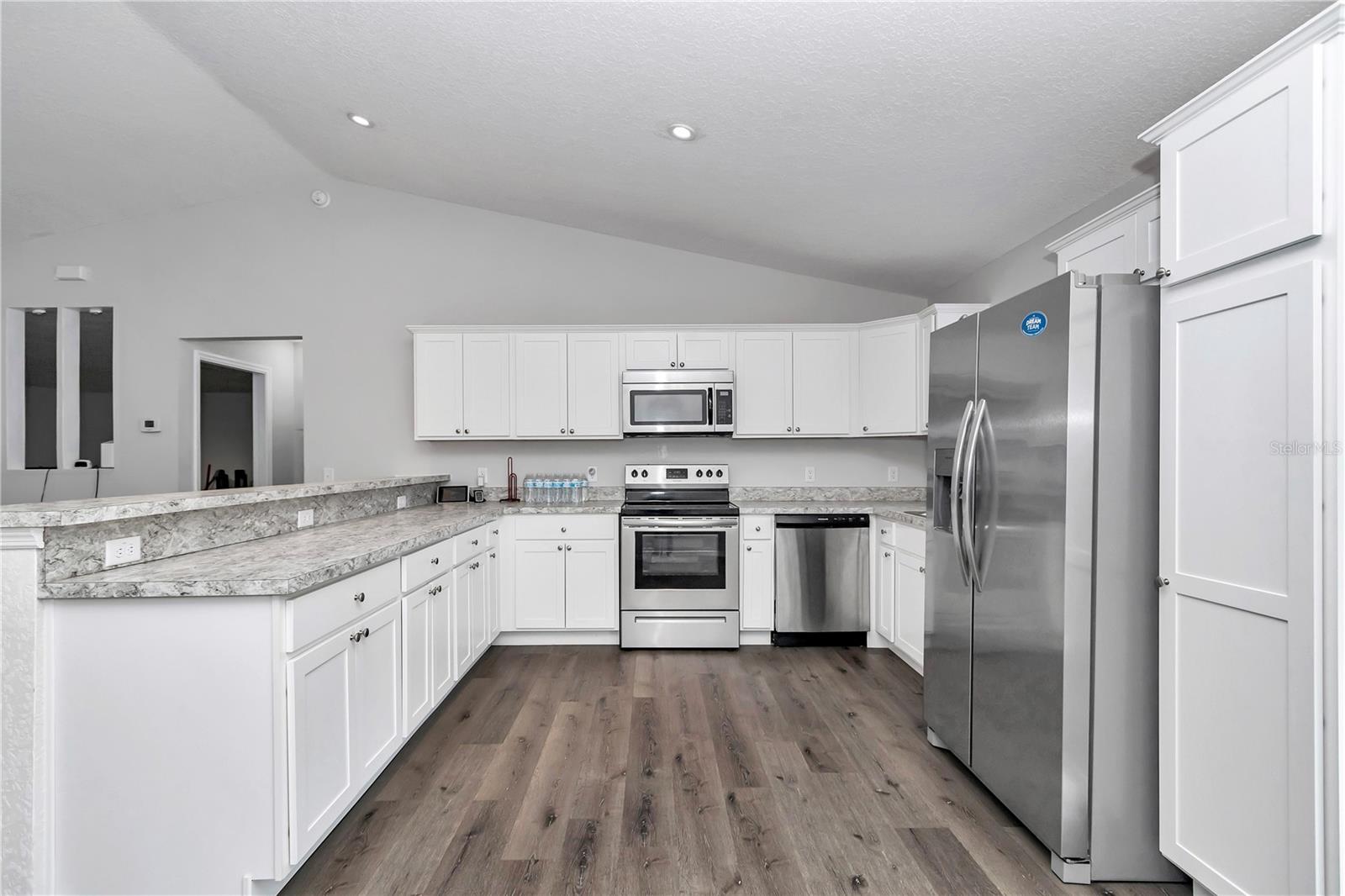 SILVER SPGS SHORES UN #7 - Residential