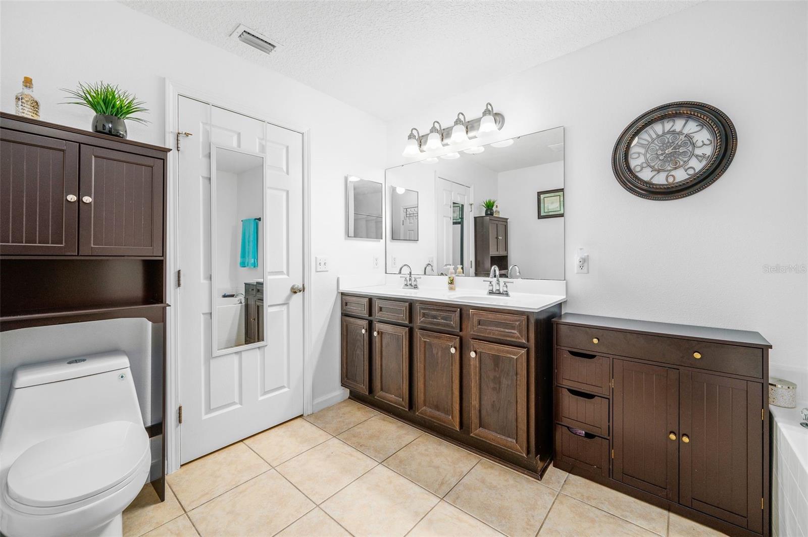 WESCHESTER - Residential