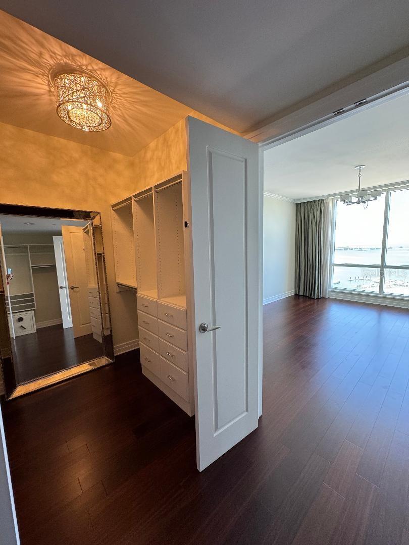 WATERS EDGE CONDO - Residential