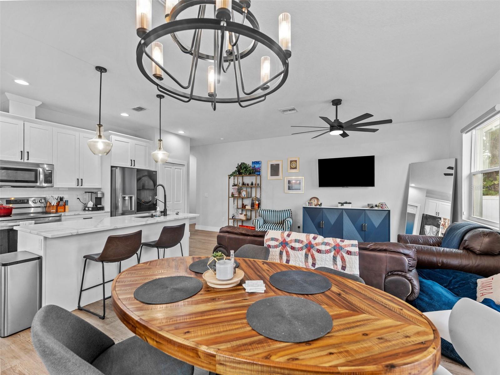 DREWS JOHN H 1ST EXT - Residential