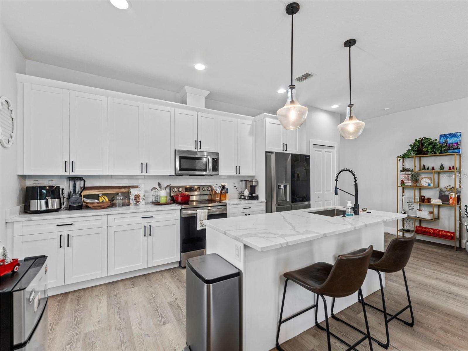 DREWS JOHN H 1ST EXT - Residential