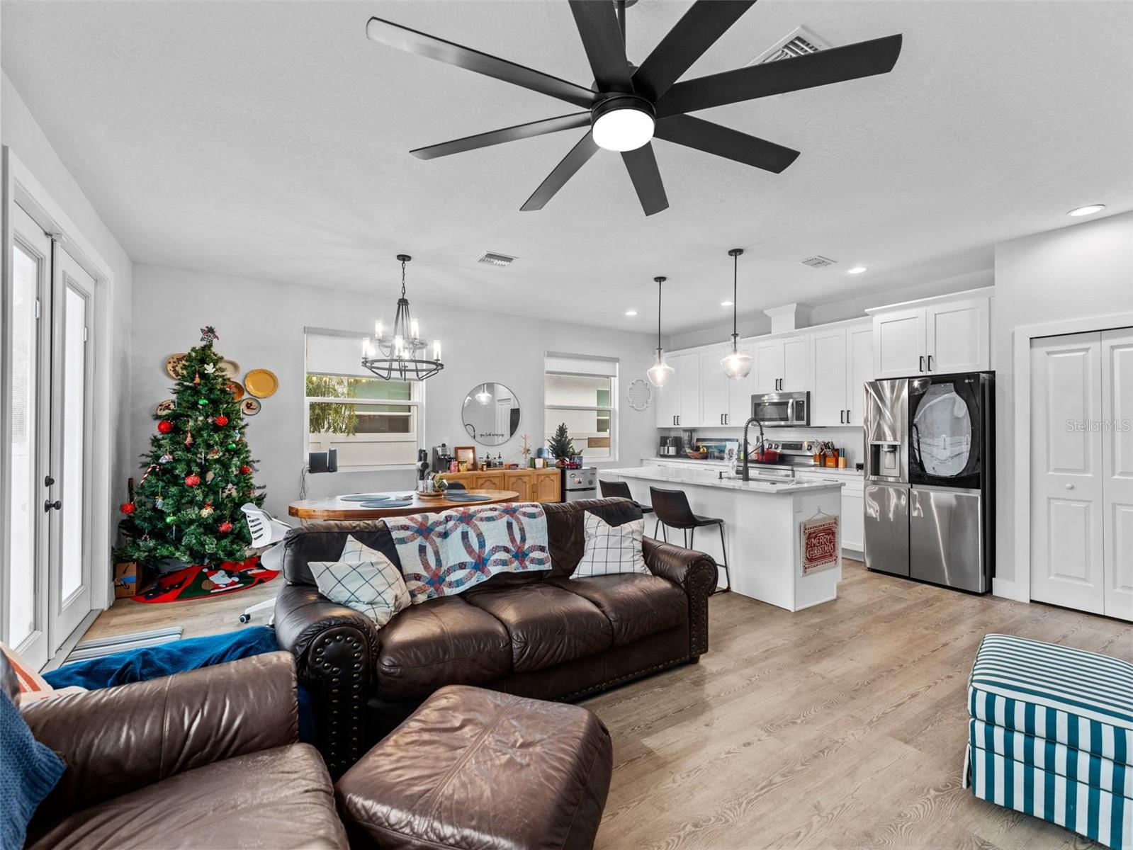 DREWS JOHN H 1ST EXT - Residential