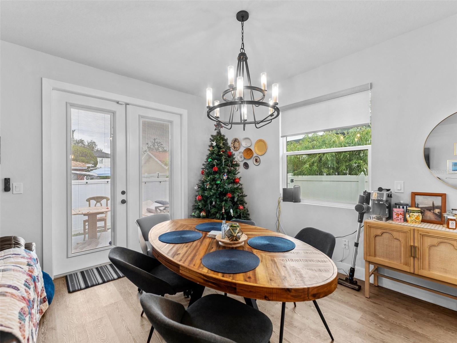 DREWS JOHN H 1ST EXT - Residential