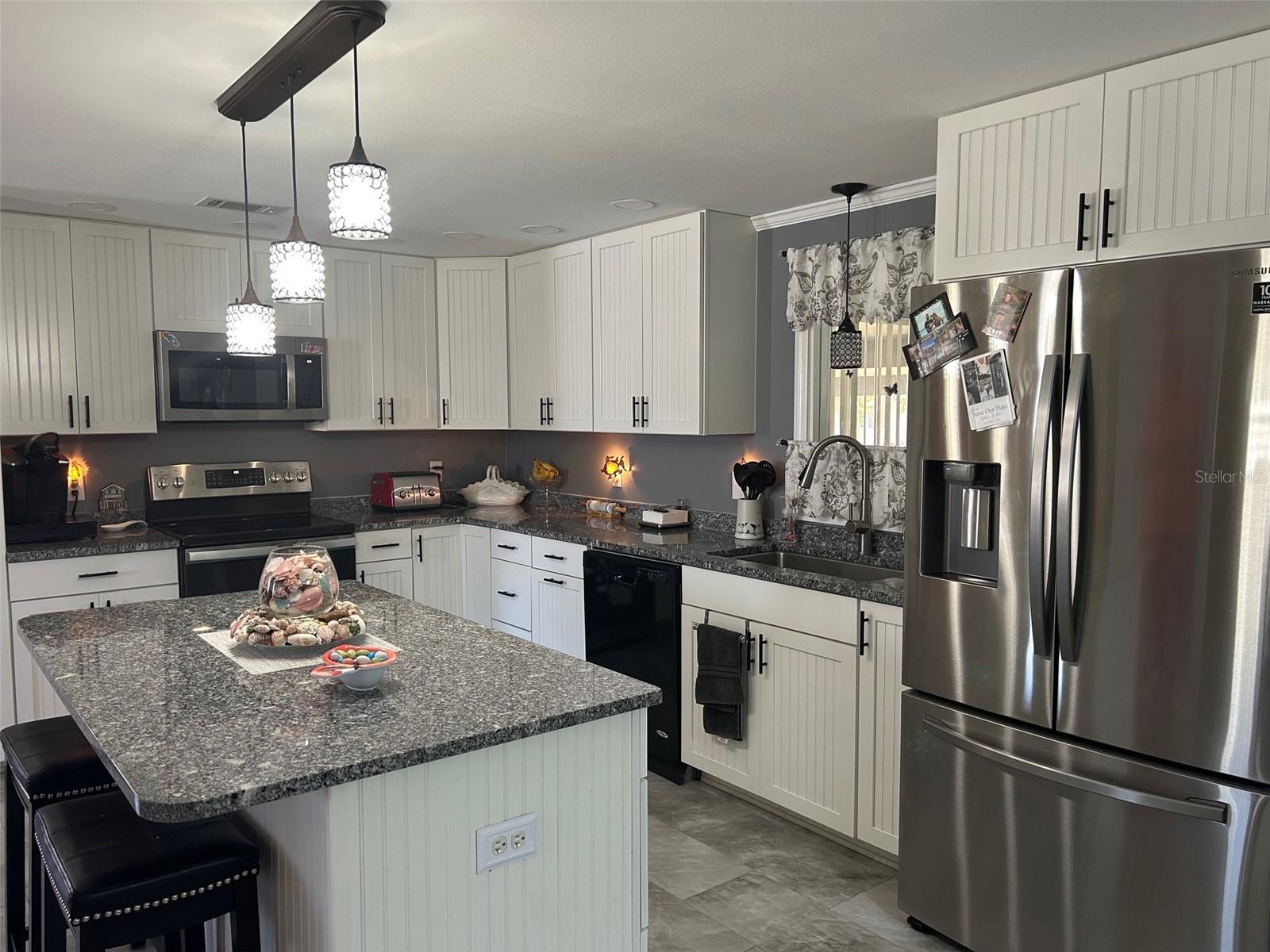 HARBOR ISLES II - Residential