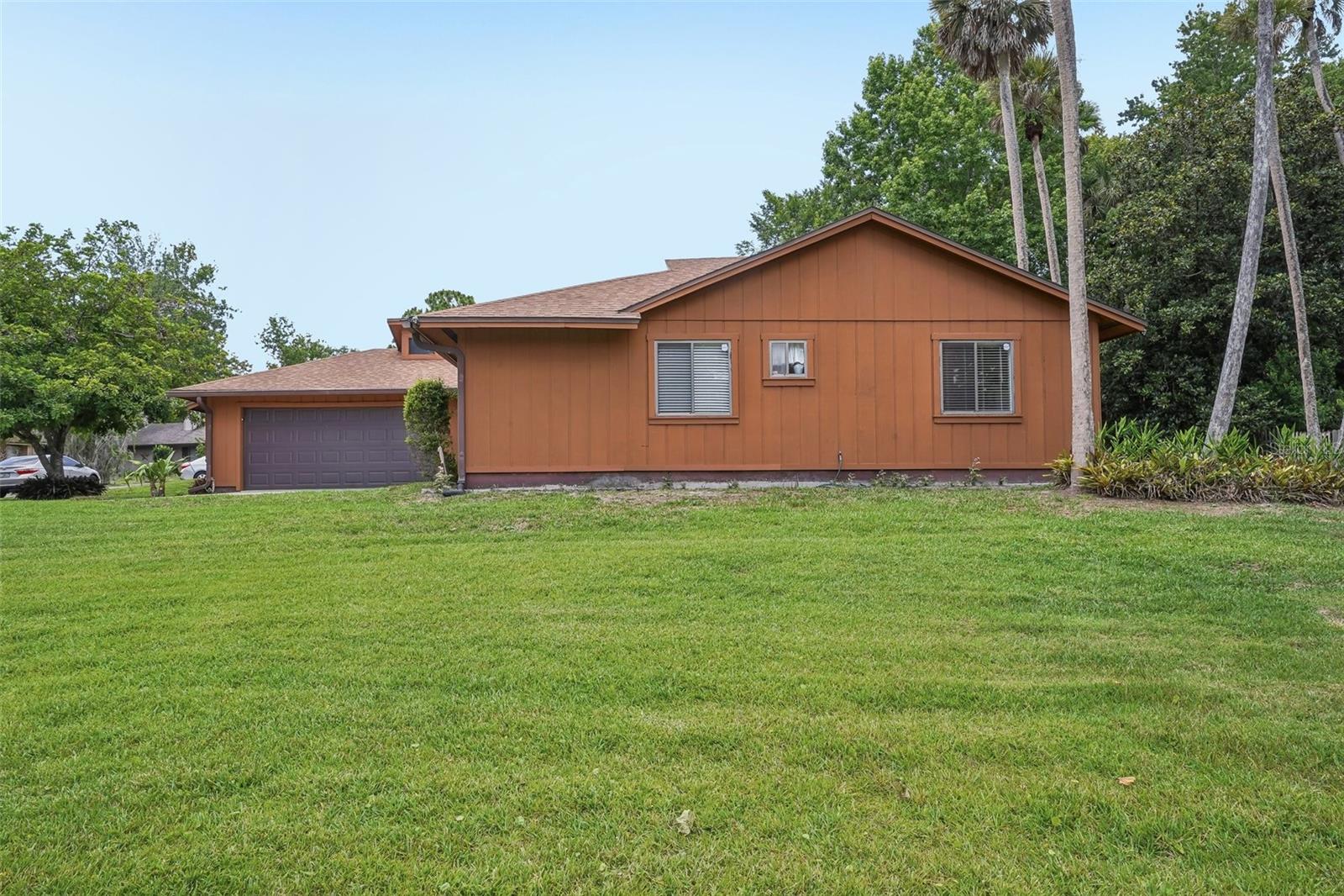 819 DUNDEE DRIVE