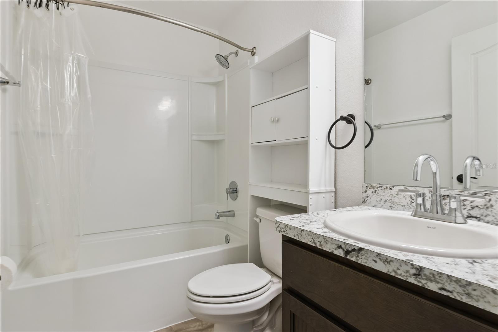 SANCTUARY BY THE LAKE PH 2 - Residential