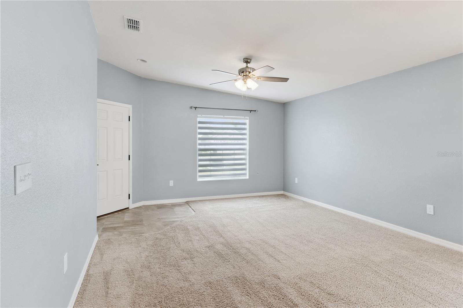 SANCTUARY BY THE LAKE PH 2 - Residential