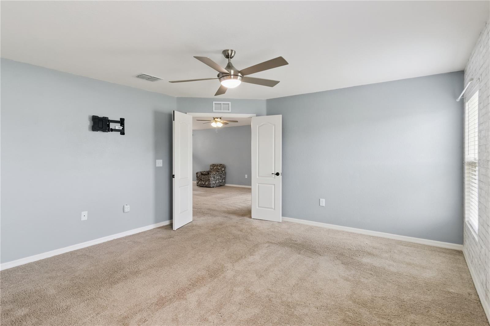 SANCTUARY BY THE LAKE PH 2 - Residential