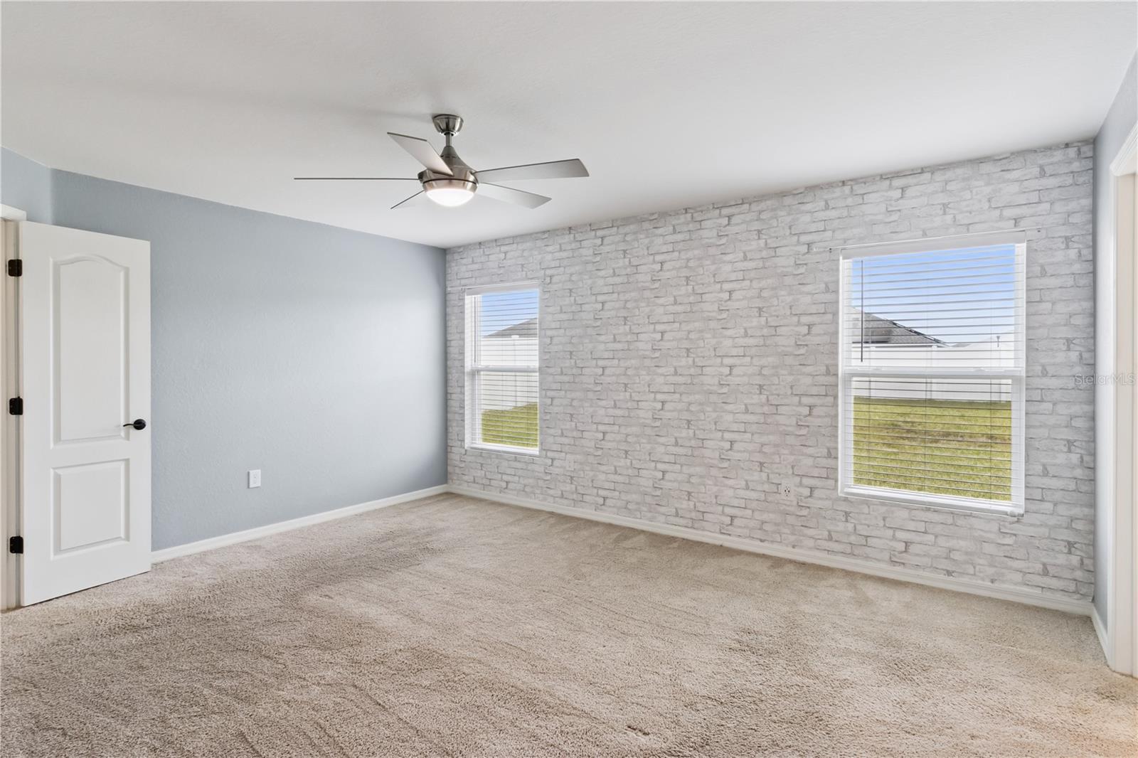 SANCTUARY BY THE LAKE PH 2 - Residential