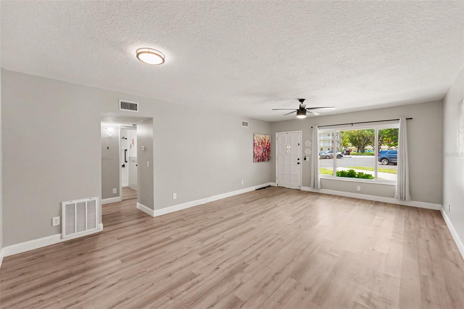 2262 SWEDISH DRIVE 14