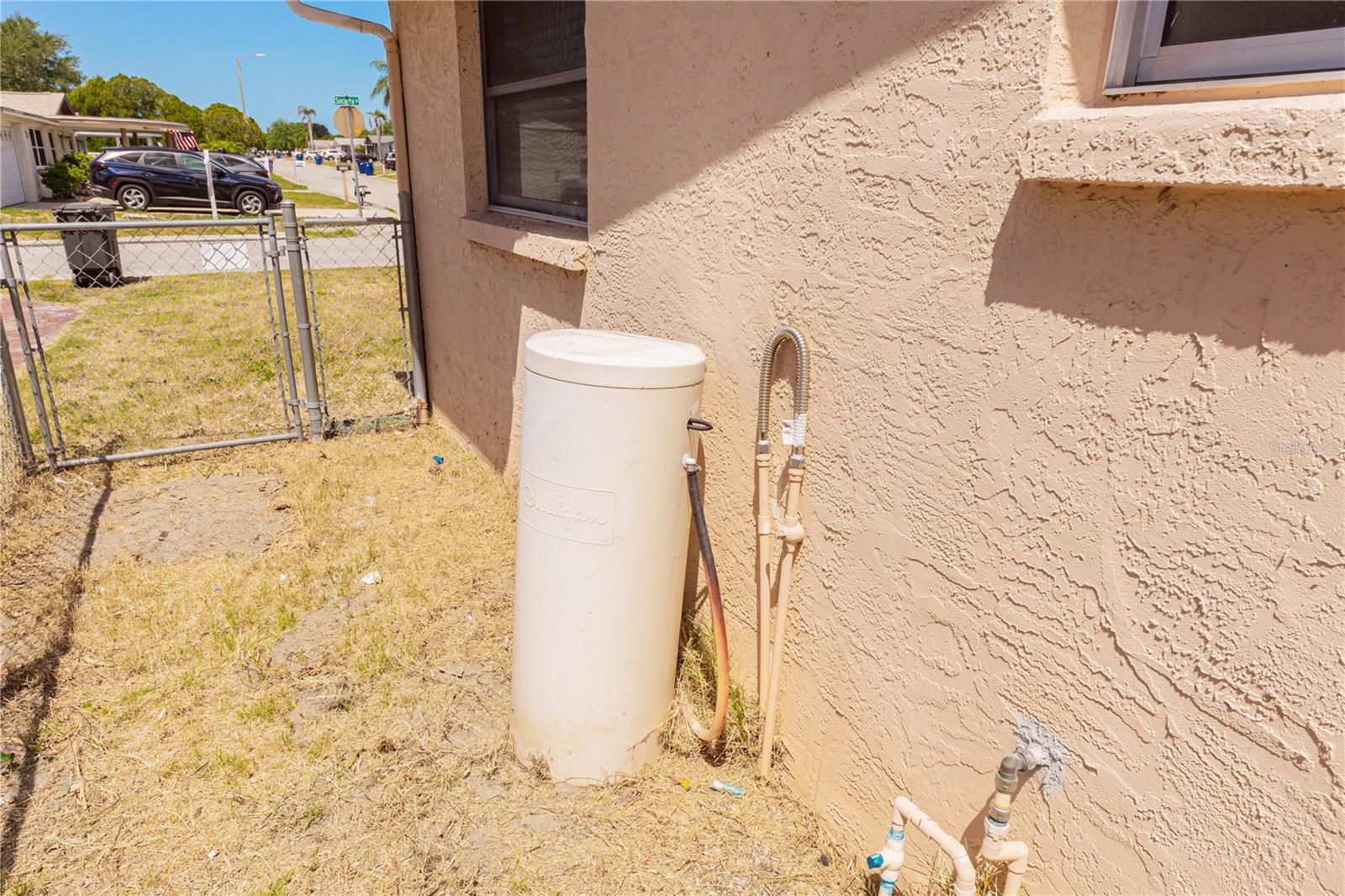 ALOHA GARDENS - Residential