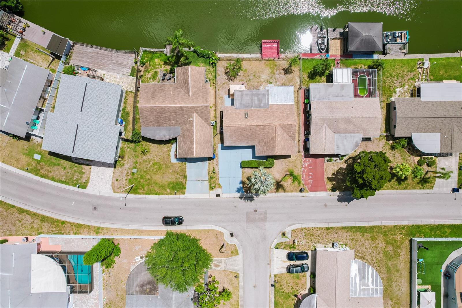 ALOHA GARDENS - Residential