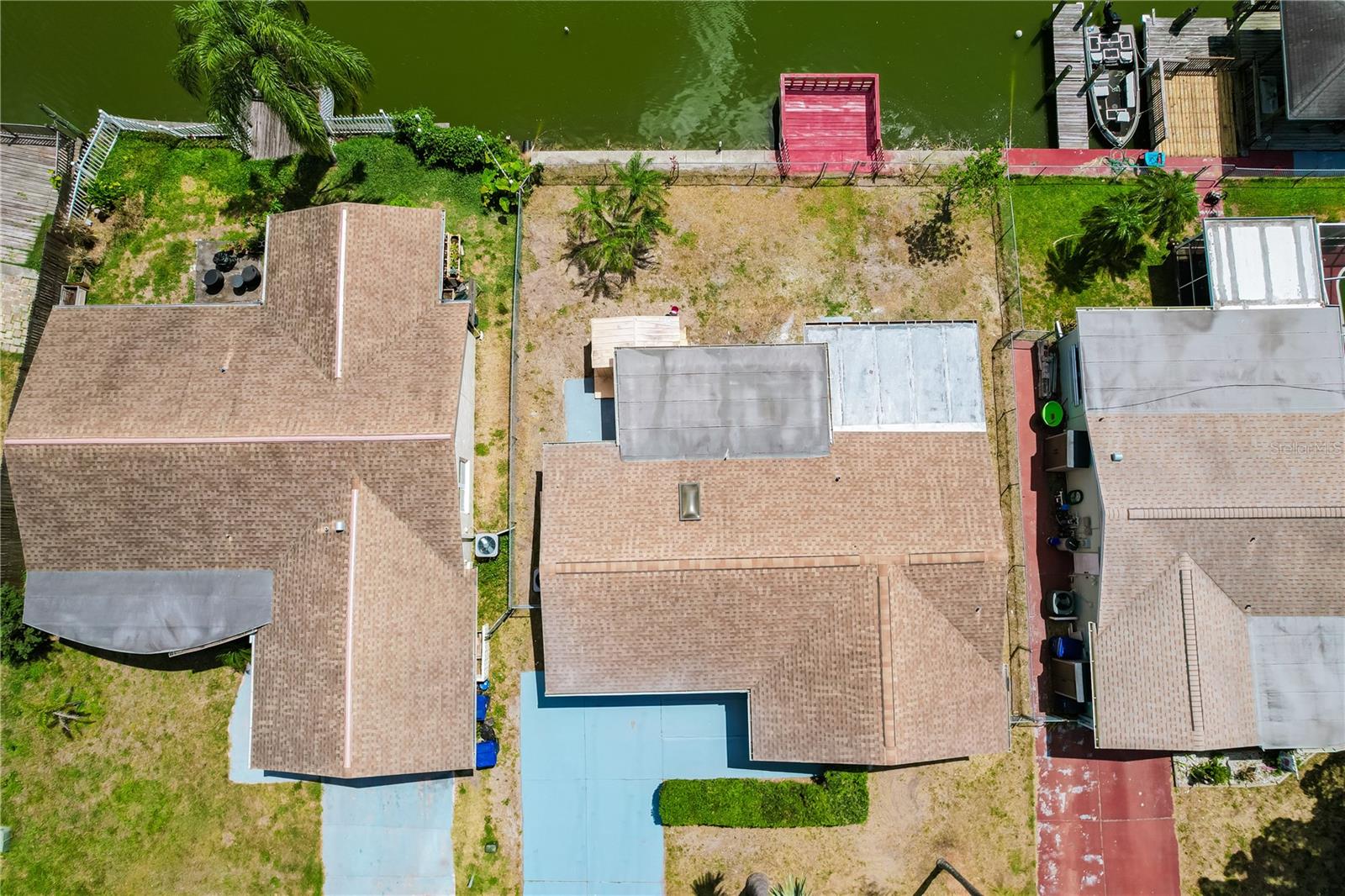 ALOHA GARDENS - Residential