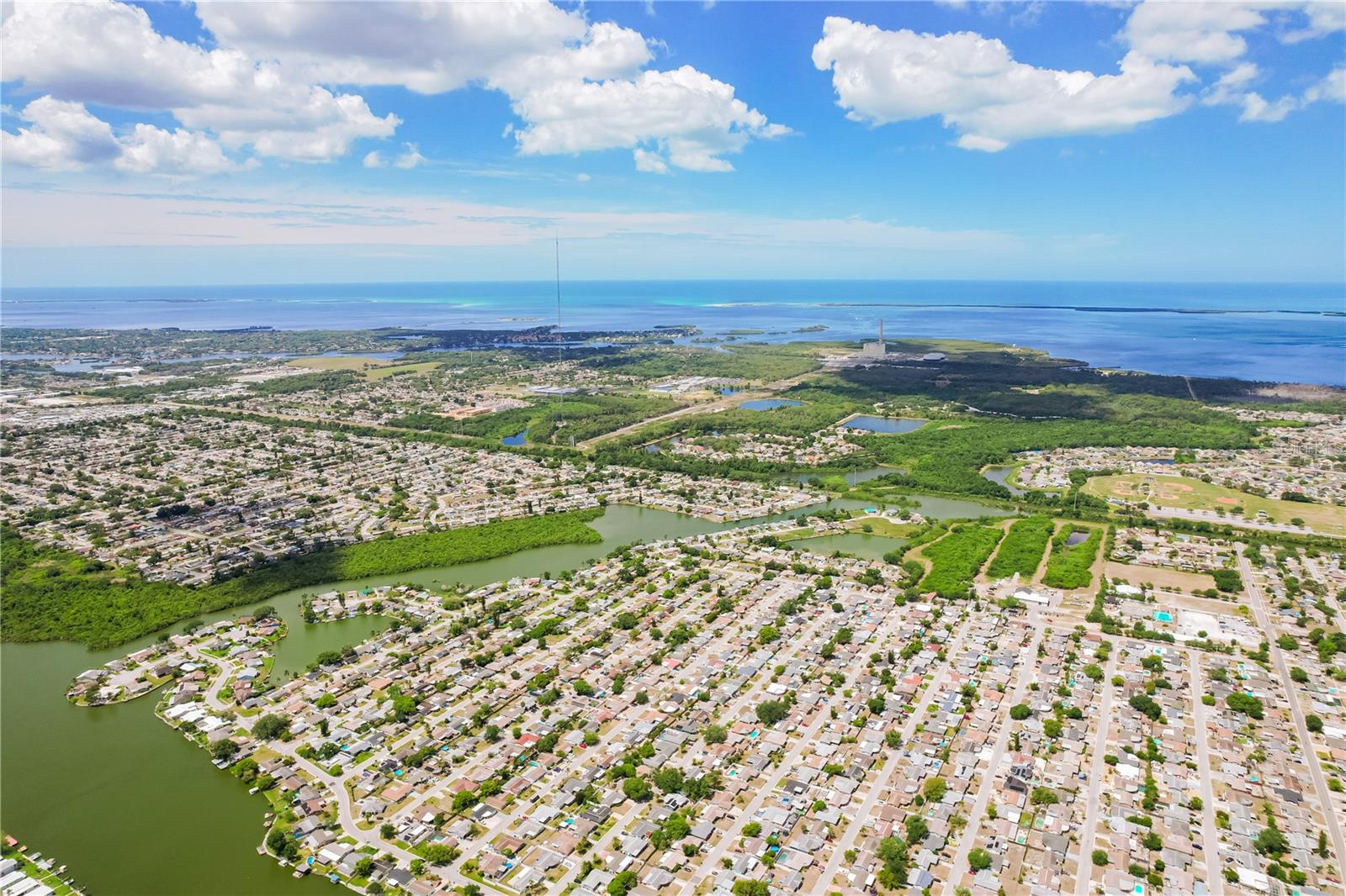 ALOHA GARDENS - Residential