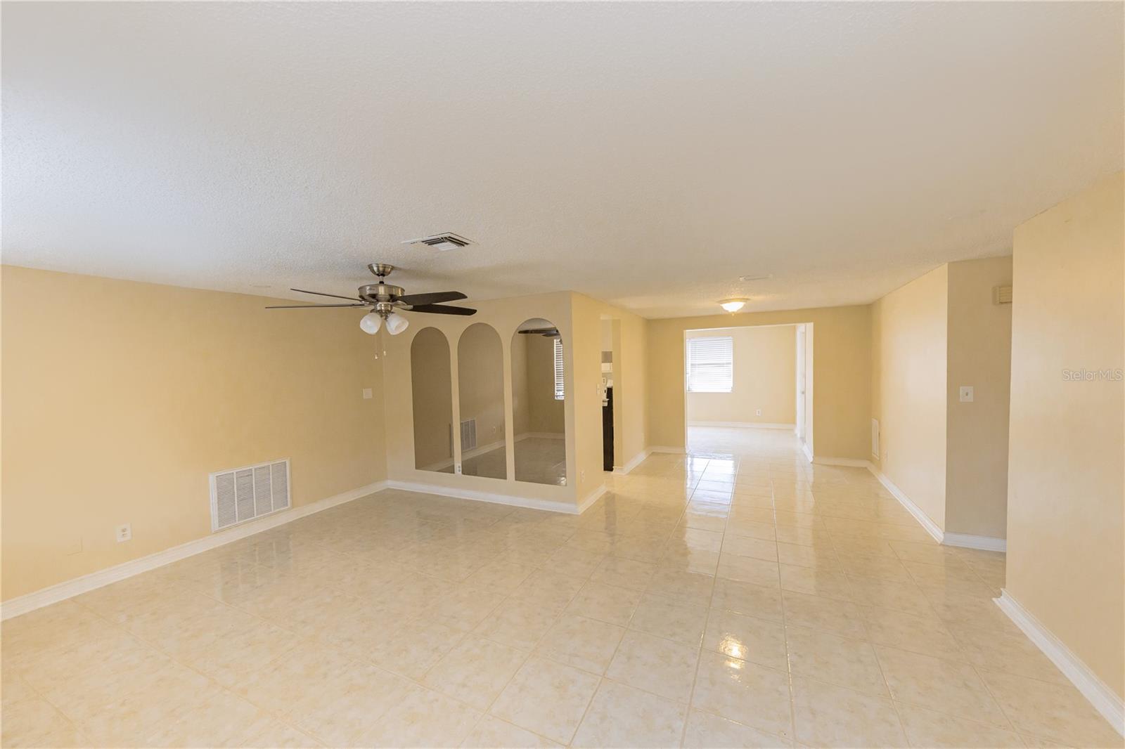 ALOHA GARDENS - Residential