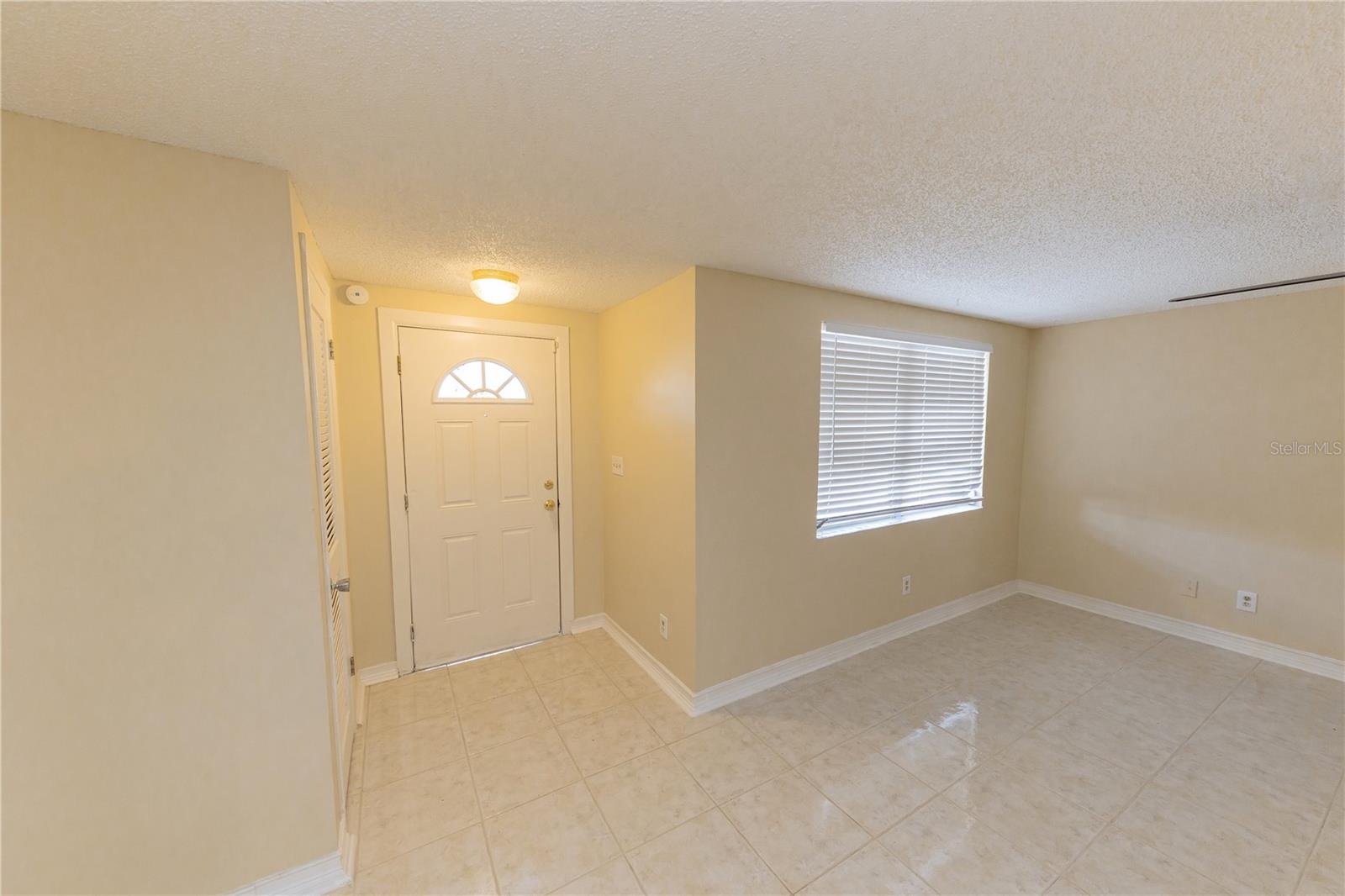 ALOHA GARDENS - Residential