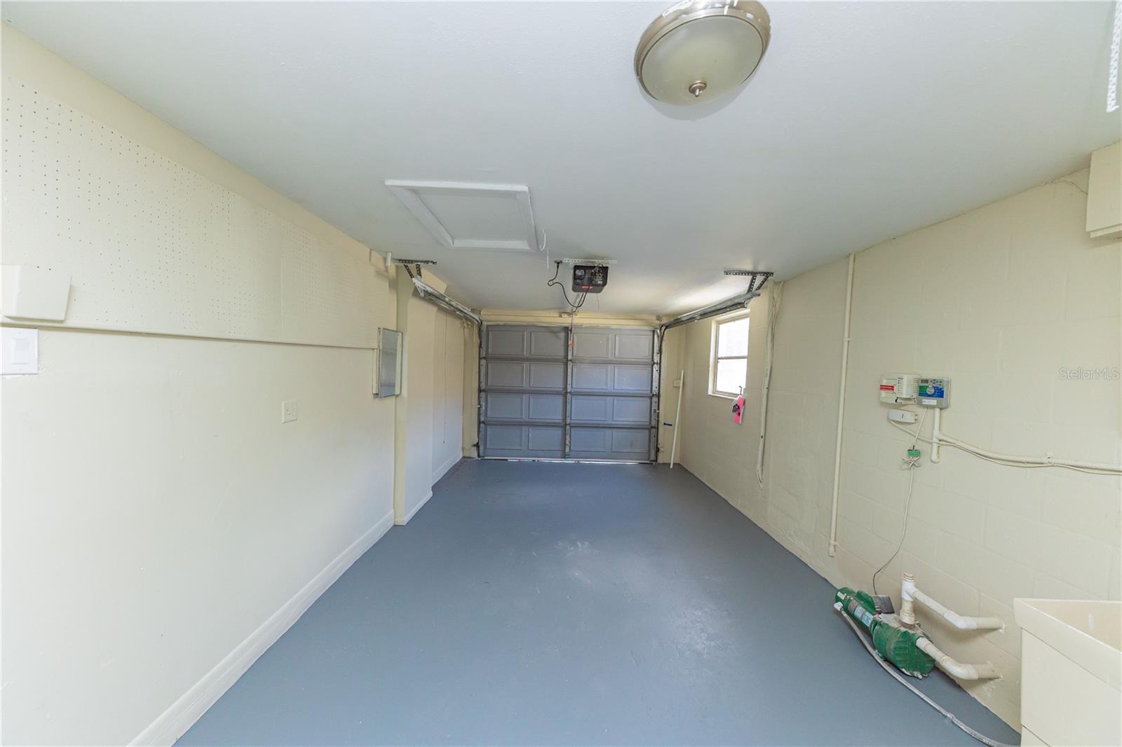 ALOHA GARDENS - Residential