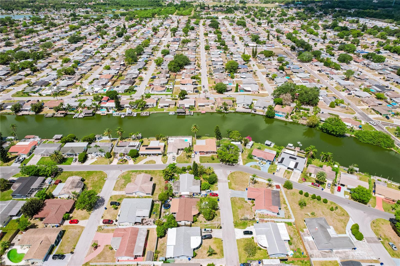 ALOHA GARDENS - Residential