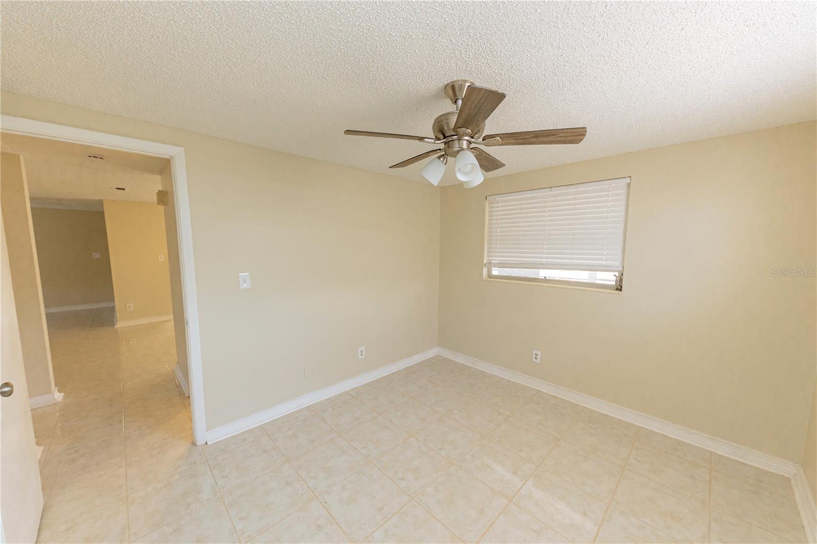 ALOHA GARDENS - Residential