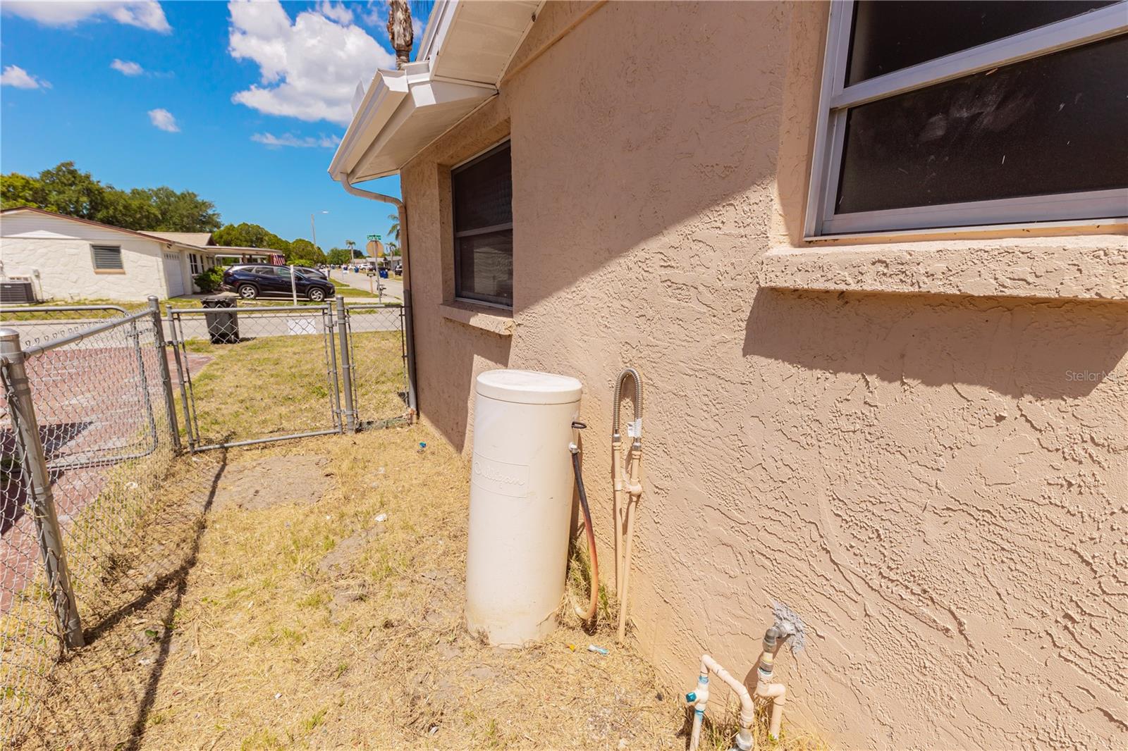 ALOHA GARDENS - Residential