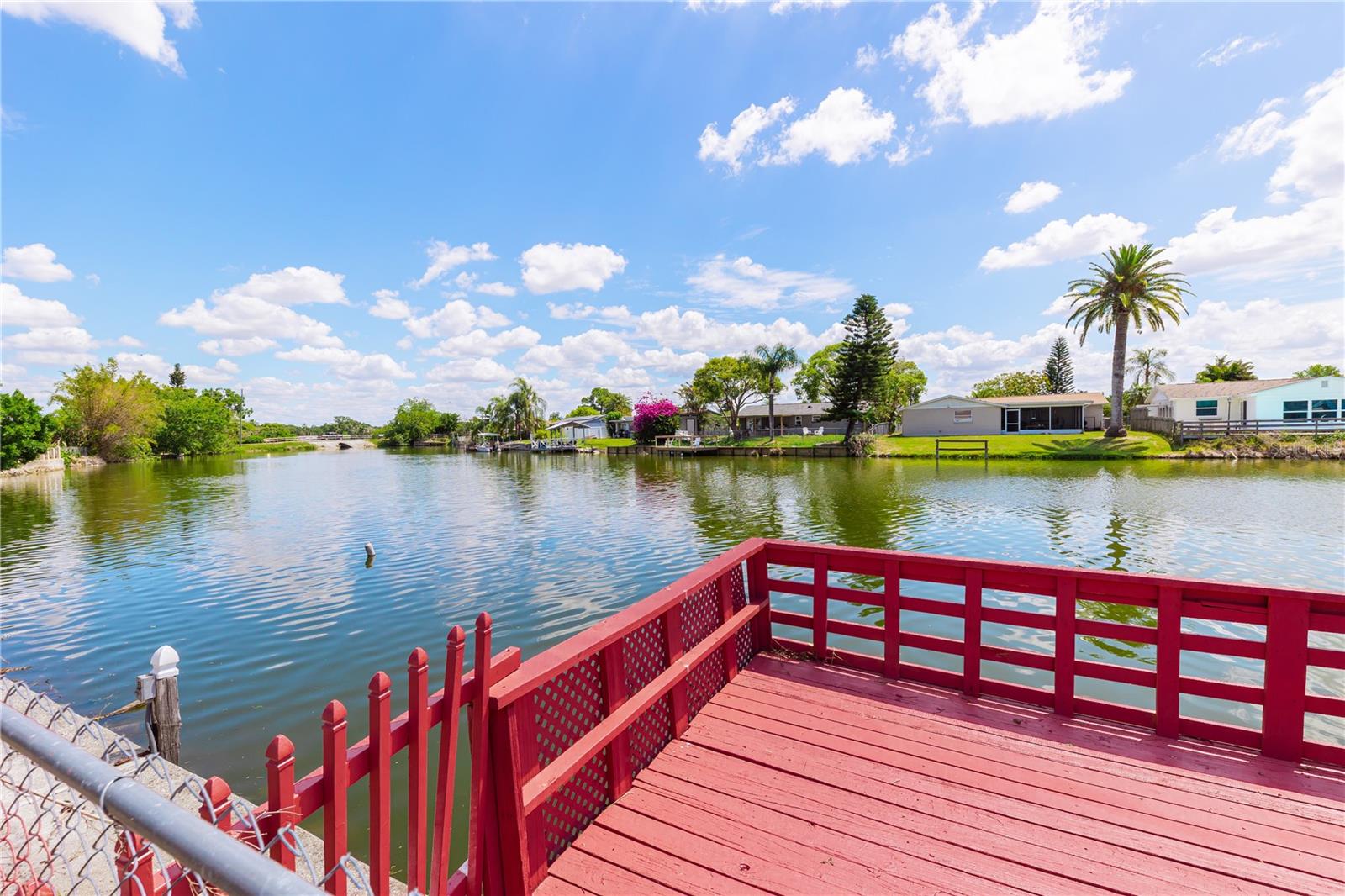 ALOHA GARDENS - Residential