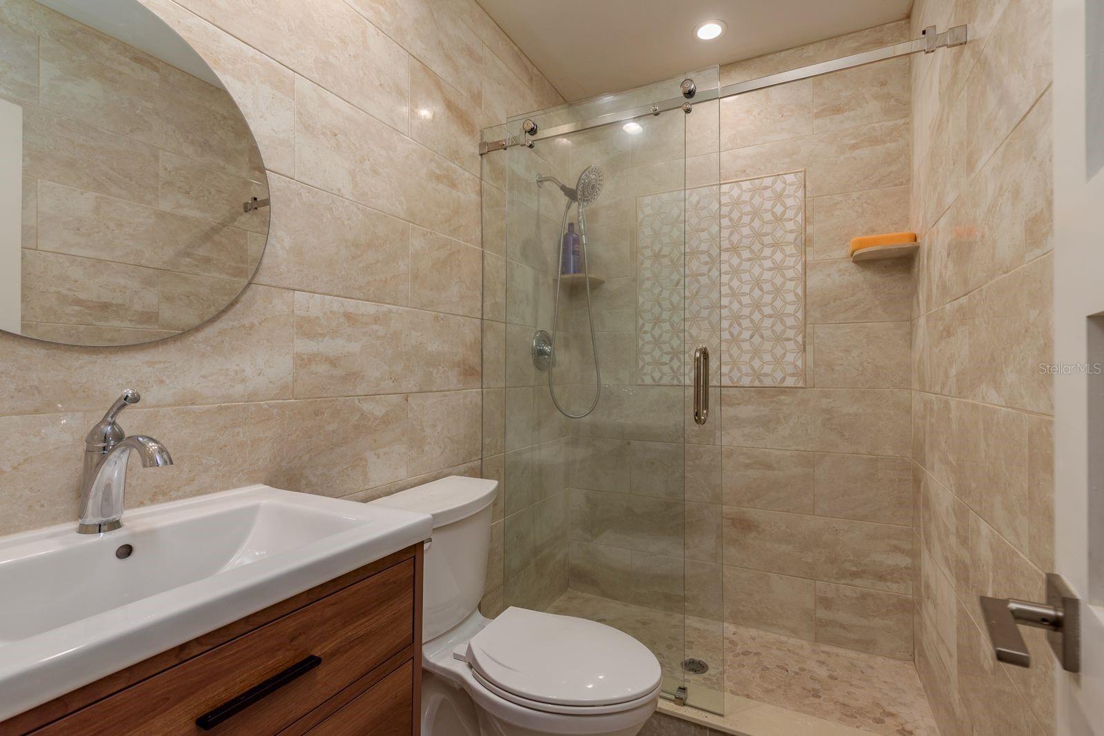 GREEN DOLPHIN PARK CONDO - Residential