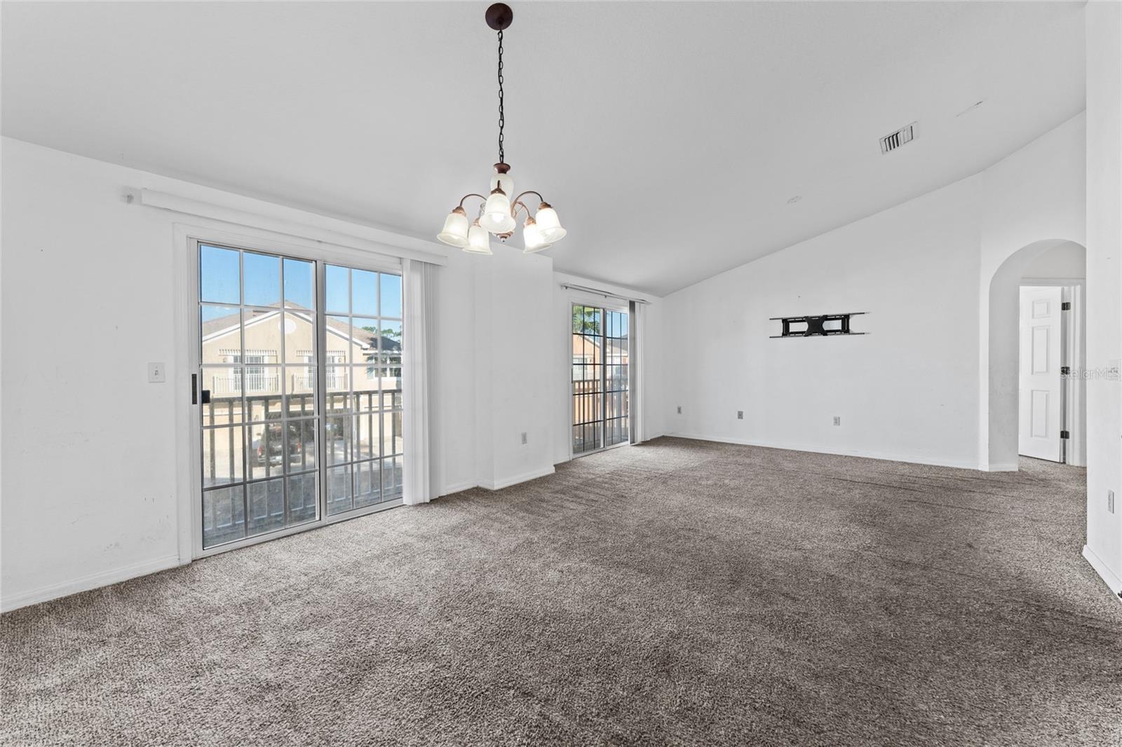 LITTLE CREEK - Residential