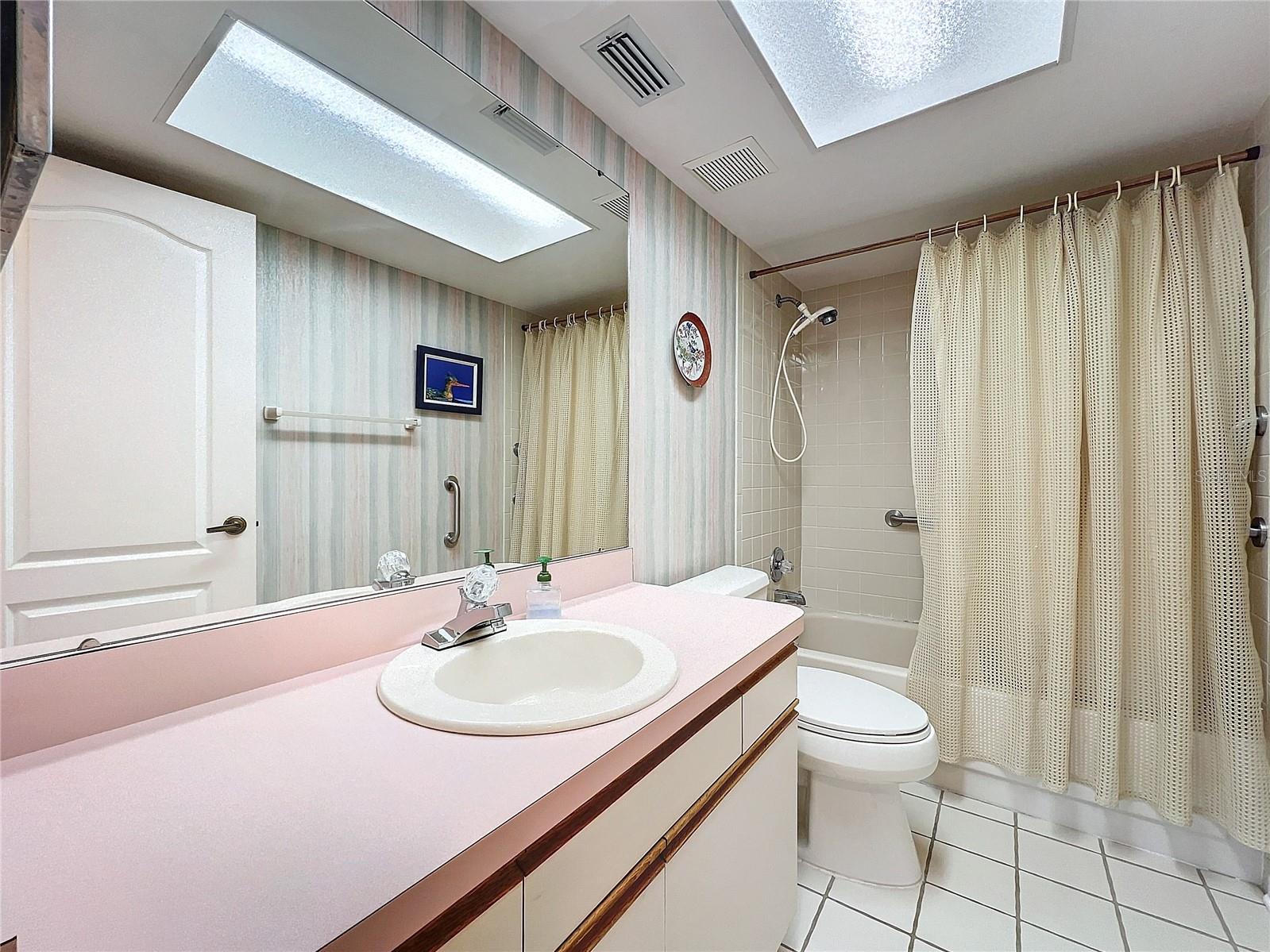 CASA DEL SOL SEC I - Residential