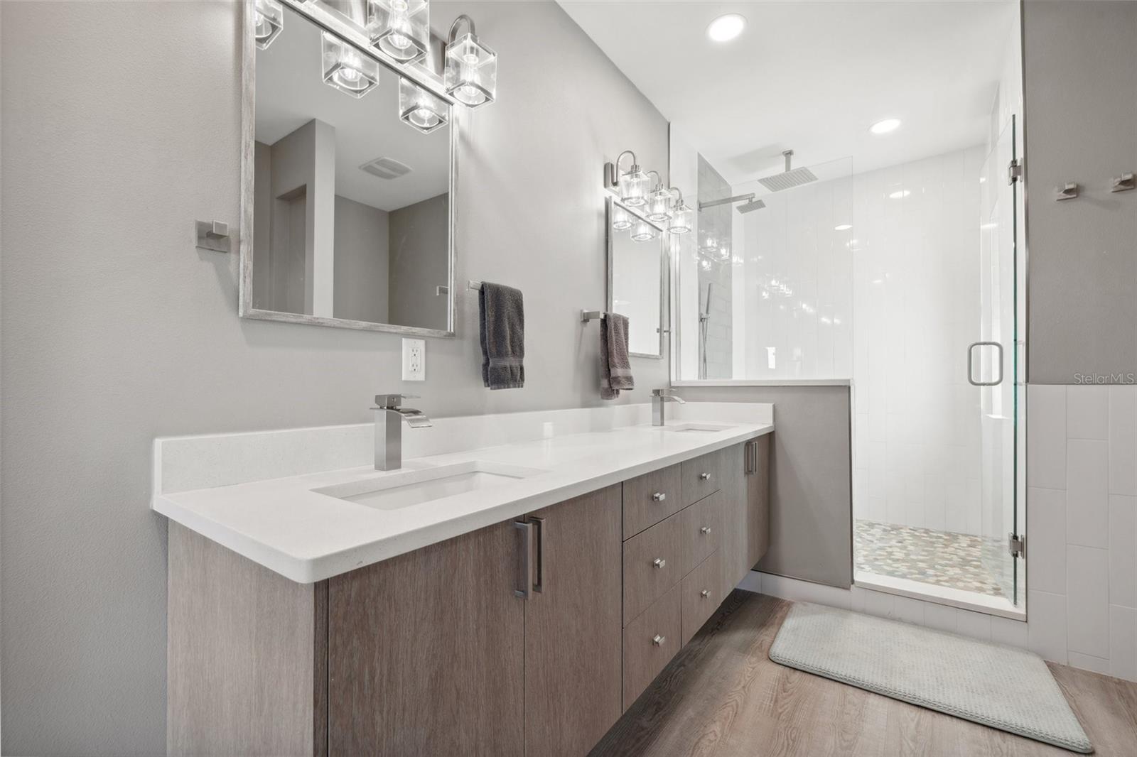 GRIFFITH CAPRI ISLE CONDO UNIT 12400 B - Residential Lease