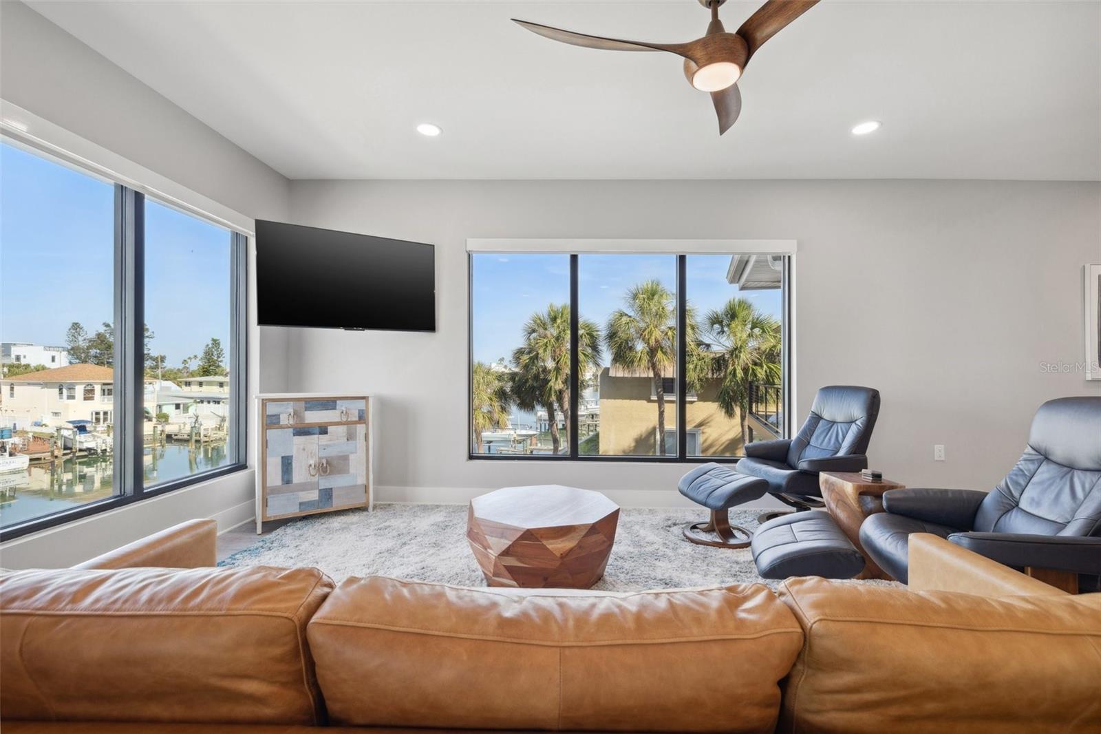 GRIFFITH CAPRI ISLE CONDO UNIT 12400 B - Residential Lease