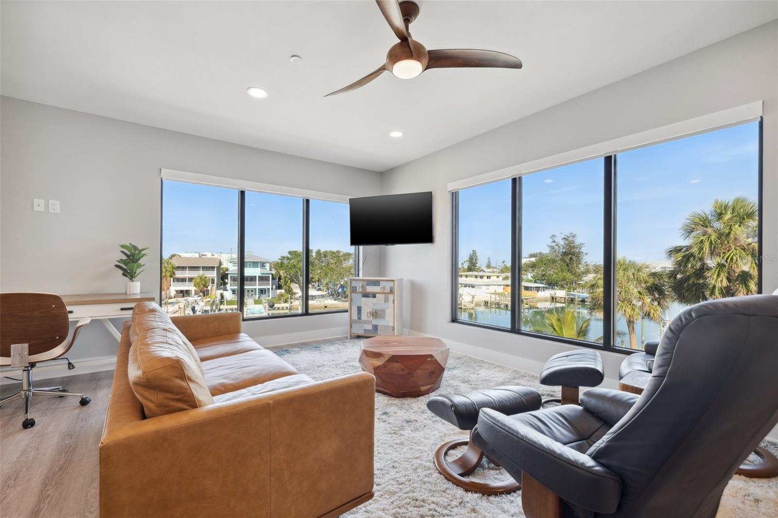 GRIFFITH CAPRI ISLE CONDO UNIT 12400 B - Residential Lease