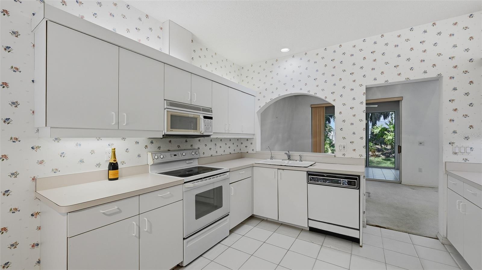 MIRA LAGO AT PALMER RANCH PH 1 - Residential