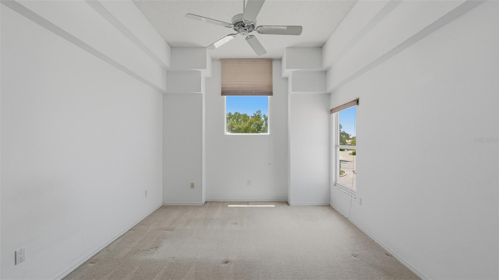 MIRA LAGO AT PALMER RANCH PH 1 - Residential